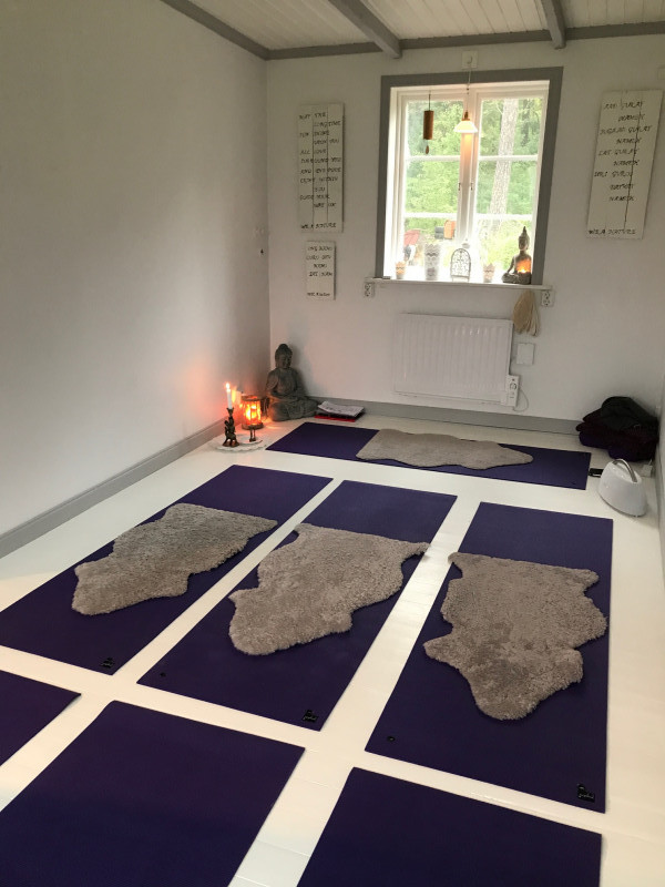 W.E.A nature yogaroom