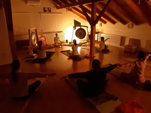 Yoga Studio Zaprešić – Kundalini yoga Sat Amrit