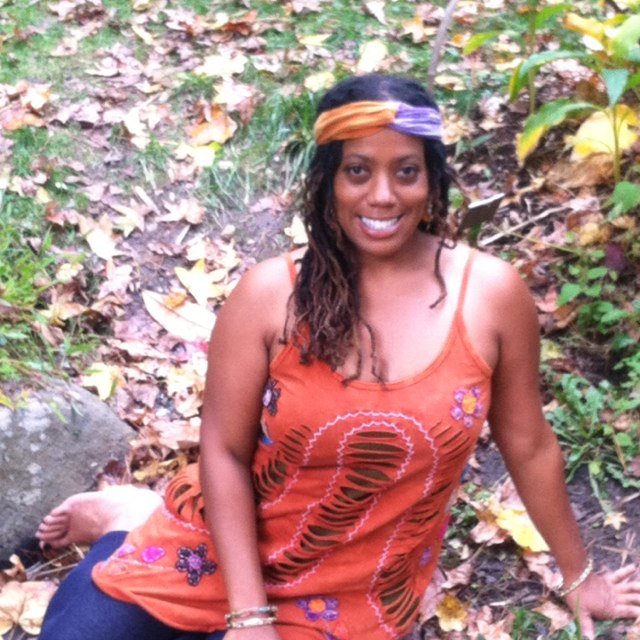 Ria Rivers (Victoria Smith)